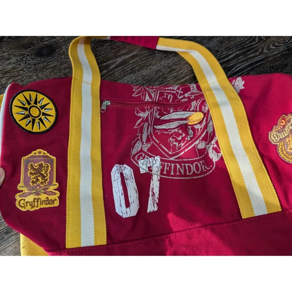 Harry Potter Gryffindor Red‎ 17